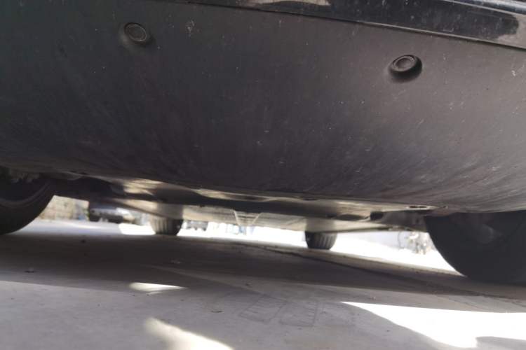 Used Tesla Model Y 2023 Rear-Wheel-Drive Version Chassis Front
