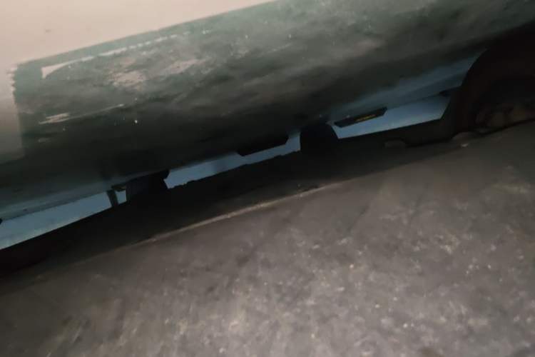 Used Tesla Model Y 2023 Rear-Wheel-Drive Version Chassis Front