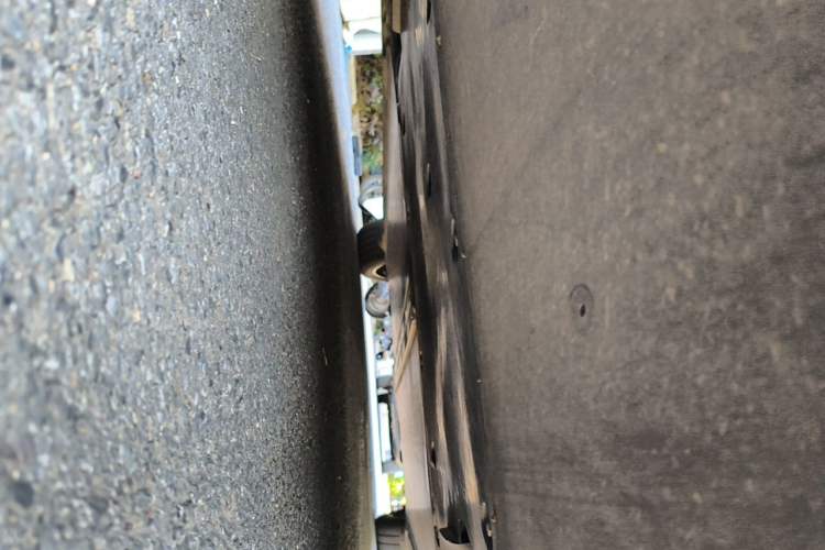 Used Tesla Model Y 2023 Rear-Wheel-Drive Version Chassis Front