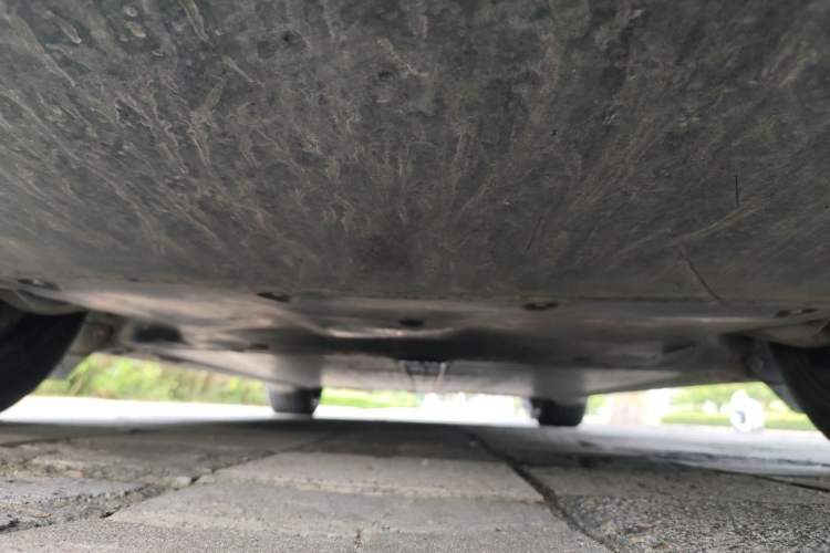 Used Tesla Model Y 2023 Rear-Wheel-Drive Version Chassis Front