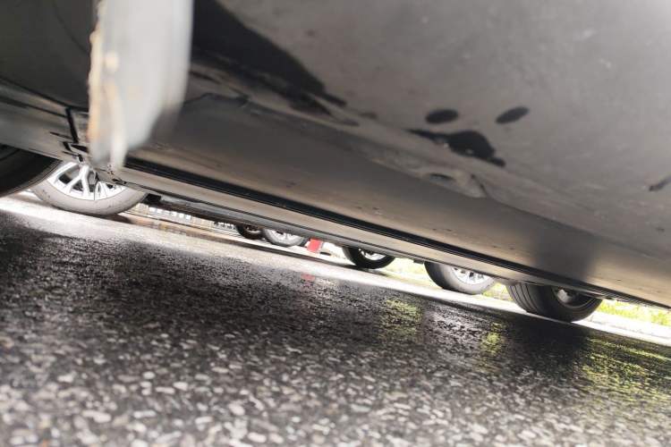 Used Tesla Model Y 2023 Rear-Wheel-Drive Version Chassis Front Left