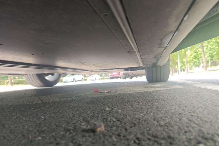 Used Tesla Model Y 2023 Rear-Wheel-Drive Version Chassis Front Left