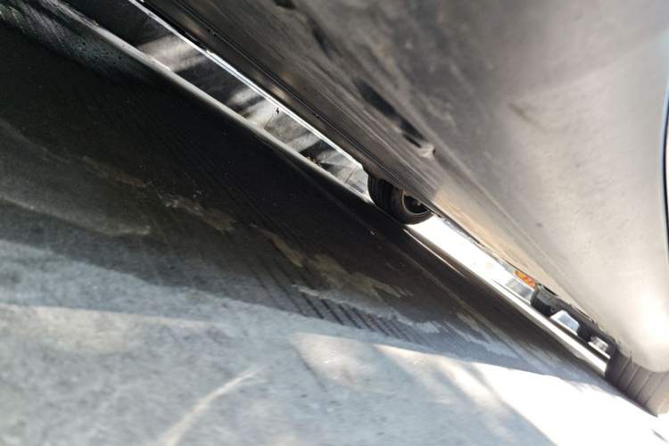 Used Tesla Model Y 2023 Rear-Wheel-Drive Version Chassis Front Left