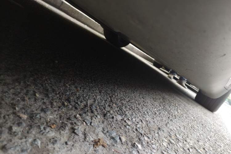 Used Tesla Model Y 2023 Rear-Wheel-Drive Version Chassis Front Left