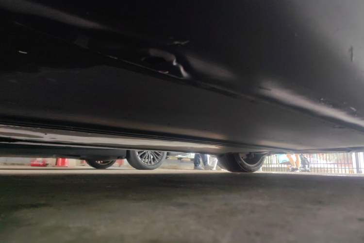 Used Tesla Model Y 2023 Long-Range All-Wheel-Drive Version Chassis Front Left