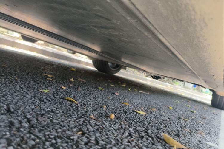 Used Tesla Model Y 2023 Rear-Wheel-Drive Version Chassis Front Left