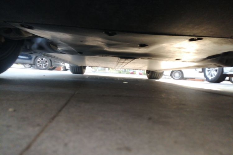 Used Tesla Model Y 2023 Rear-Wheel-Drive Version Chassis Front