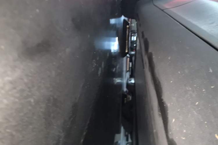 Used Tesla Model Y 2023 Rear-Wheel-Drive Version Chassis Front Right