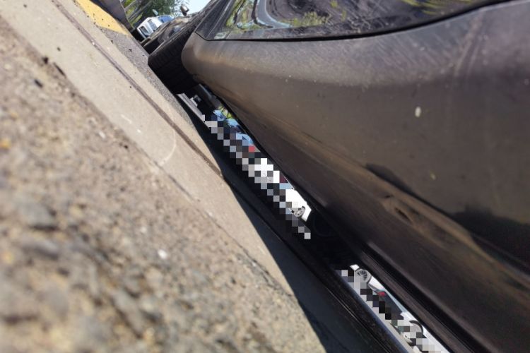 Used Tesla Model Y 2023 Long-Range All-Wheel-Drive Version Chassis Front Right