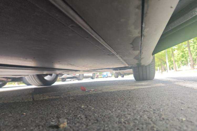 Used Tesla Model Y 2023 Rear-Wheel-Drive Version Chassis Front Right