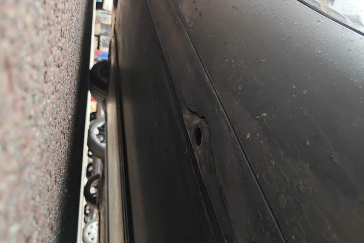 Used Tesla Model Y 2023 Rear-Wheel-Drive Version Chassis Front Right