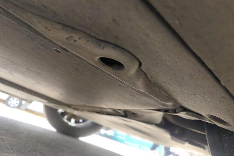 Used Tesla Model Y 2023 Rear-Wheel-Drive Version Chassis Front Right