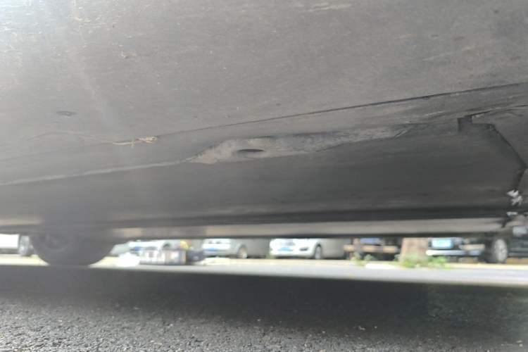 Used Tesla Model Y 2023 Rear-Wheel-Drive Version Chassis Front Right