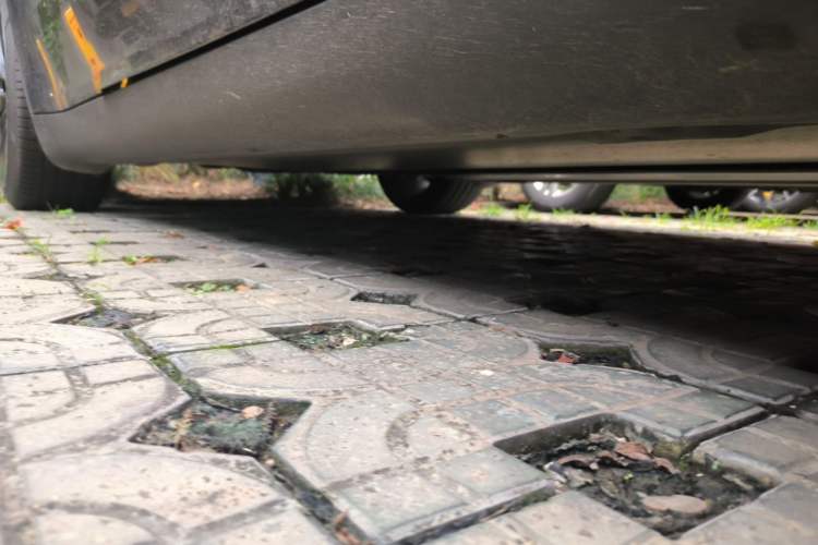 Used Tesla Model Y 2023 High-Performance All-Wheel-Drive Version Chassis Front Right
