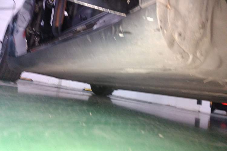 Used Tesla Model Y 2023 Rear-Wheel-Drive Version Chassis Front Right