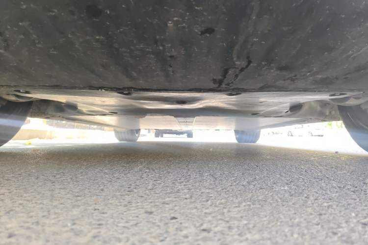 Used Tesla Model Y 2023 Rear-Wheel-Drive Version Chassis Front
