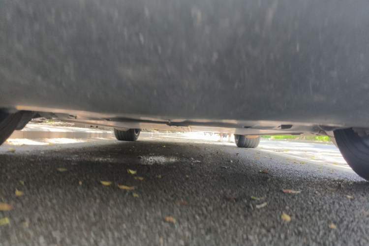 Used Tesla Model Y 2023 Rear-Wheel-Drive Version Chassis Front