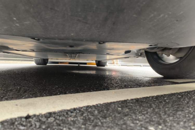 Used Tesla Model Y 2023 Rear-Wheel-Drive Version Chassis Front