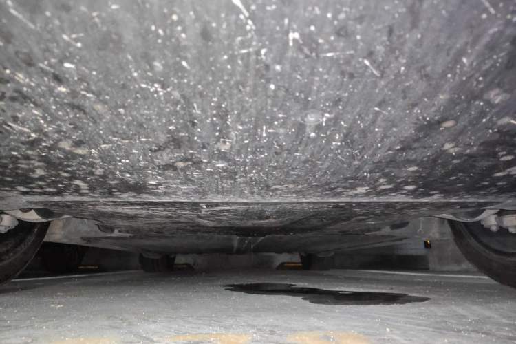 Used Tesla Model Y 2023 Rear-Wheel-Drive Version Chassis Front