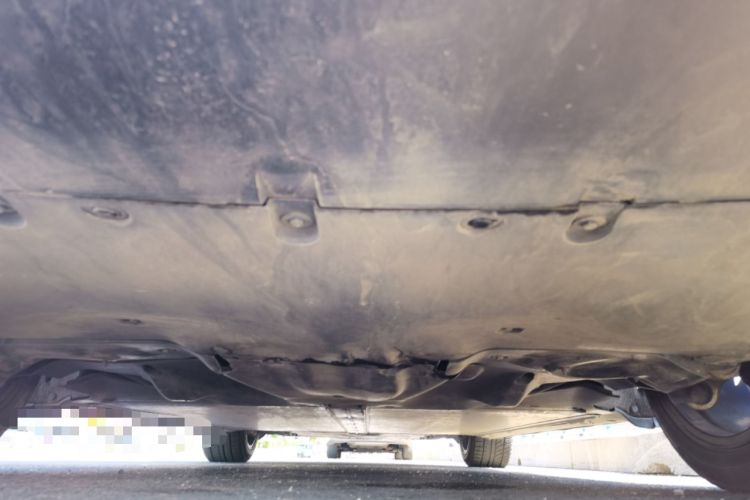 Used Tesla Model Y 2023 Long-Range All-Wheel-Drive Version Chassis Rear