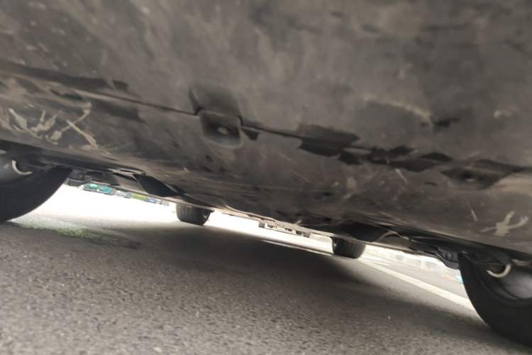 Used Tesla Model Y 2023 Long-Range All-Wheel-Drive Version Chassis Rear