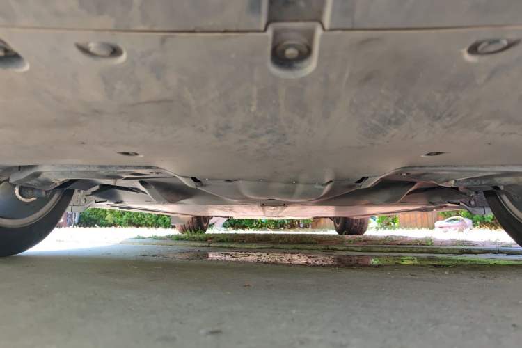 Used Tesla Model Y 2023 Long-Range All-Wheel-Drive Version Chassis Rear