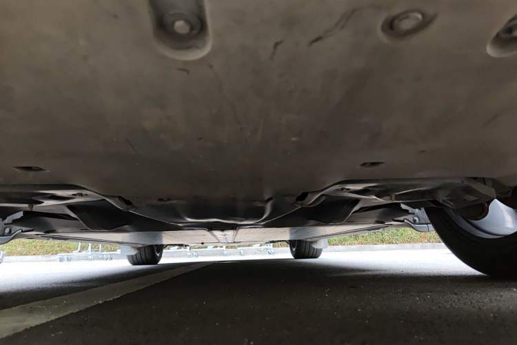 Used Tesla Model Y 2023 Long-Range All-Wheel-Drive Version Chassis Rear