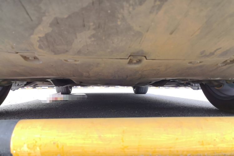 Used Tesla Model Y 2023 Long-Range All-Wheel-Drive Version Chassis Rear