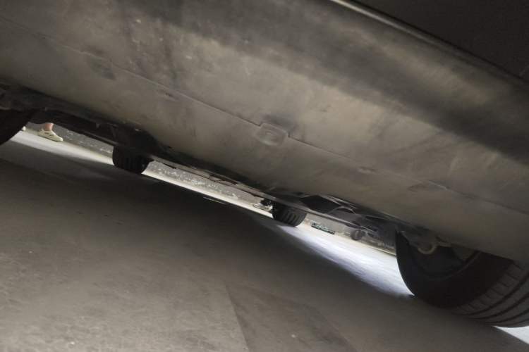 Used Tesla Model Y 2023 Long-Range All-Wheel-Drive Version Chassis Rear