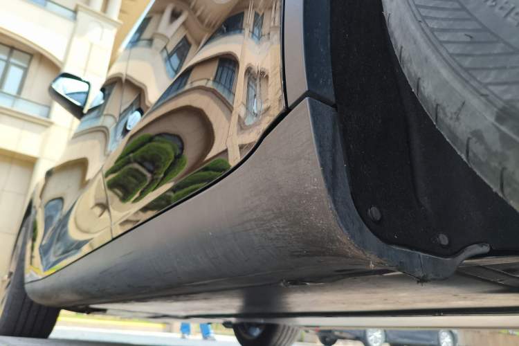 Used Tesla Model Y 2023 Rear-Wheel-Drive Version Chassis Rear Left