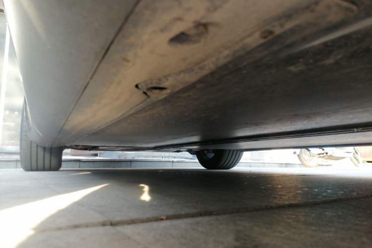 Used Tesla Model Y 2023 Rear-Wheel-Drive Version Chassis Rear Left