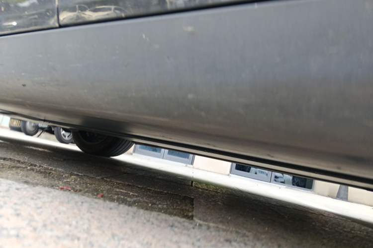 Used Tesla Model Y 2023 Rear-Wheel-Drive Version Chassis Rear Left