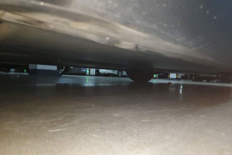 Used Tesla Model Y 2023 Rear-Wheel-Drive Version Chassis Rear Right