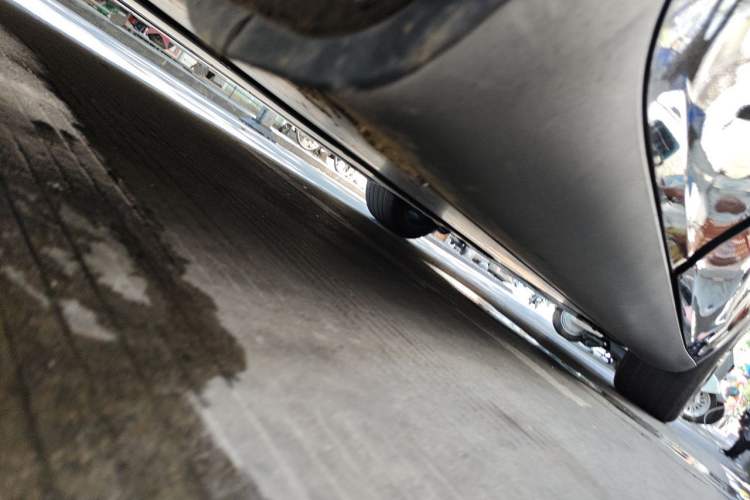 Used Tesla Model Y 2023 Rear-Wheel-Drive Version Chassis Rear Right