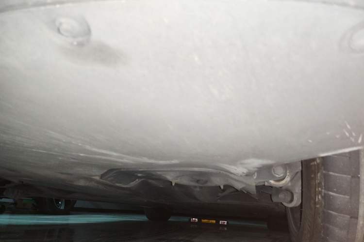 Used Tesla Model Y 2023 Long-Range All-Wheel-Drive Version Chassis Rear Right