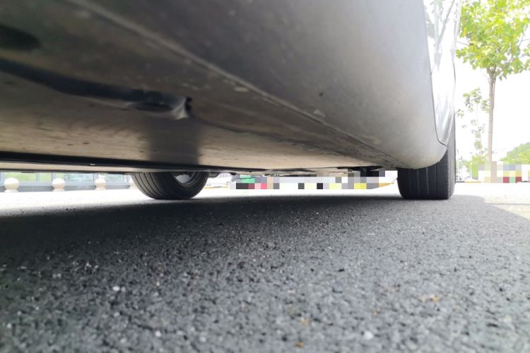 Used Tesla Model Y 2023 Long-Range All-Wheel-Drive Version Chassis Rear Right