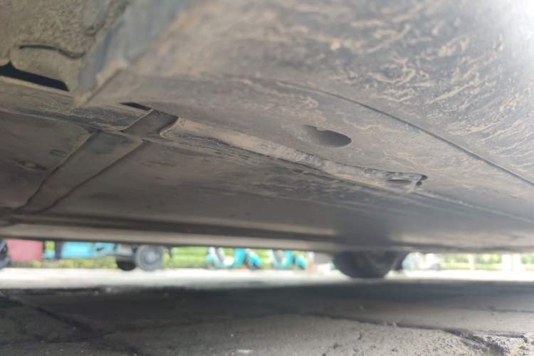 Used Tesla Model Y 2023 Rear-Wheel-Drive Version Chassis Rear Right