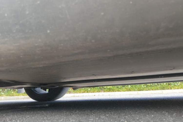 Used Tesla Model Y 2023 Rear-Wheel-Drive Version Chassis Rear Right