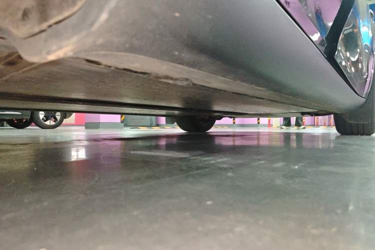 Used Tesla Model Y 2023 Rear-Wheel-Drive Version Chassis Rear Right