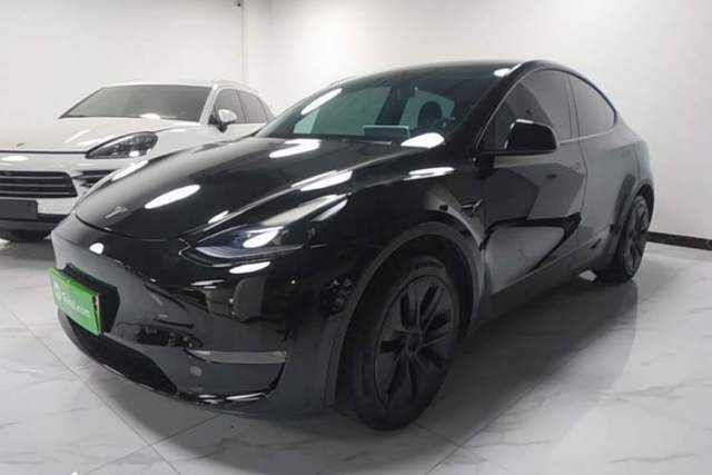 Used Tesla Model Y 2023 Long-Range All-Wheel-Drive Version