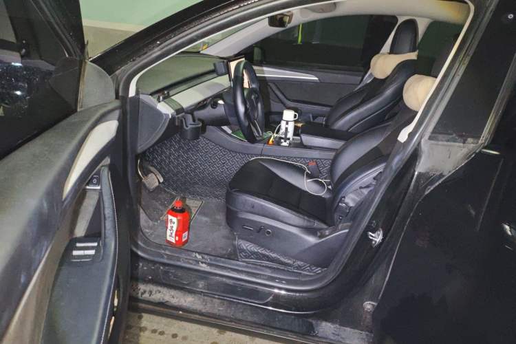 Used Tesla Model Y 2023 Rear-Wheel-Drive Version Driver Seat
