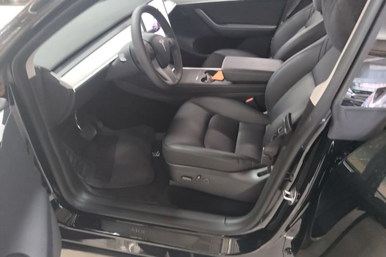 Used Tesla Model Y 2023 Rear-Wheel-Drive Version Driver Seat