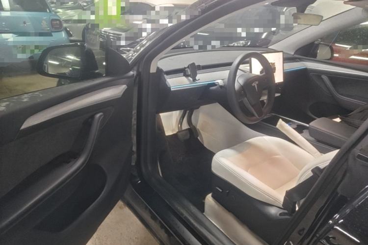 Used Tesla Model Y 2023 Rear-Wheel-Drive Version Driver Seat