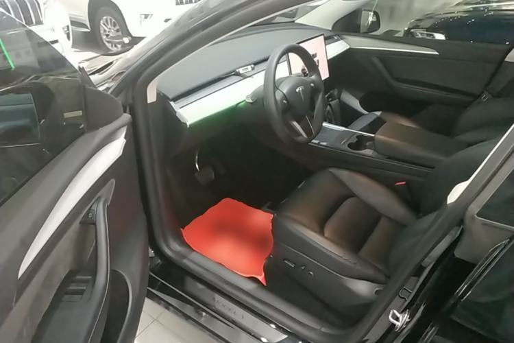 Used Tesla Model Y 2023 Rear-Wheel-Drive Version Driver Seat