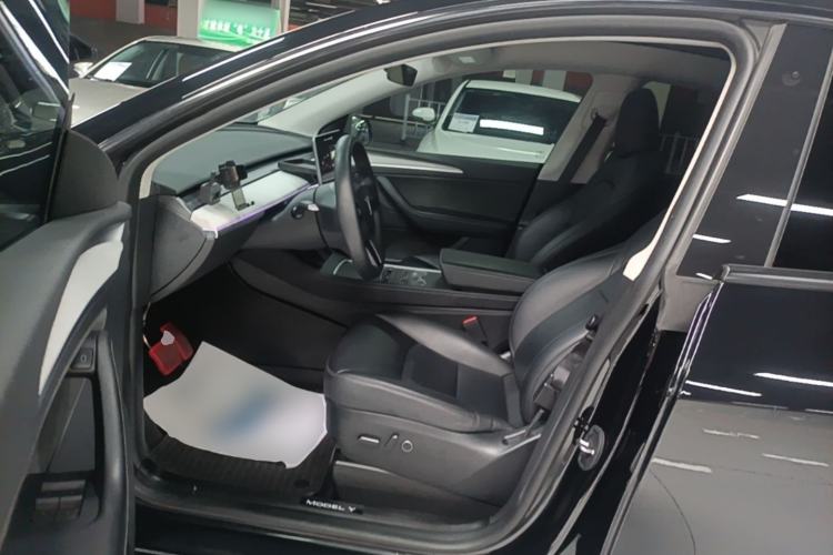 Used Tesla Model Y 2023 Rear-Wheel-Drive Version Driver Seat