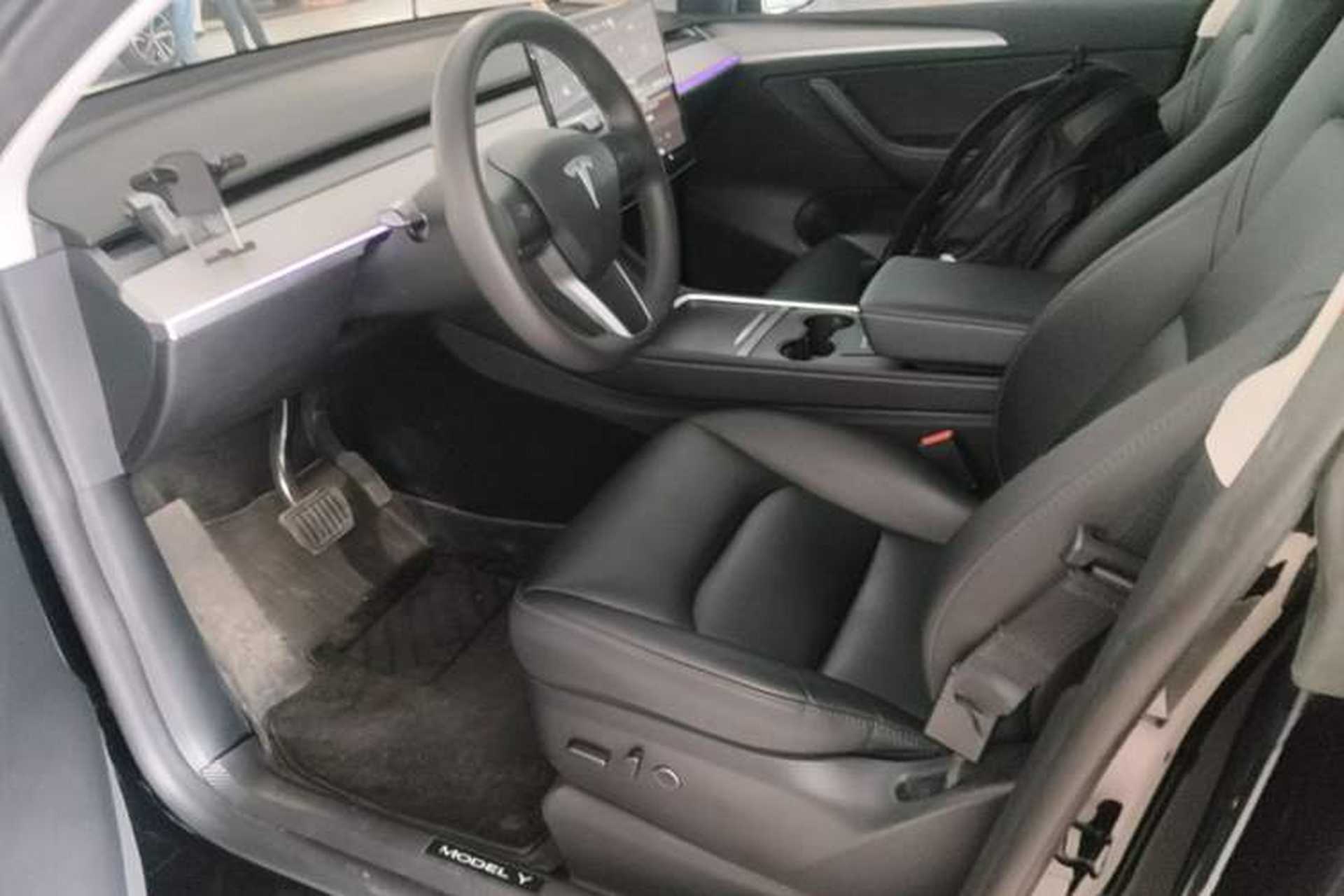 Used Tesla Model Y 2023 Rear-Wheel-Drive Version Driver Seat