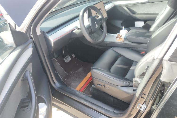 Used Tesla Model Y 2023 Rear-Wheel-Drive Version Driver Seat