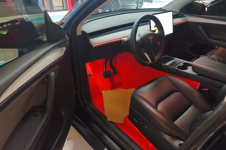 Used Tesla Model Y 2023 Rear-Wheel-Drive Version Driver Seat