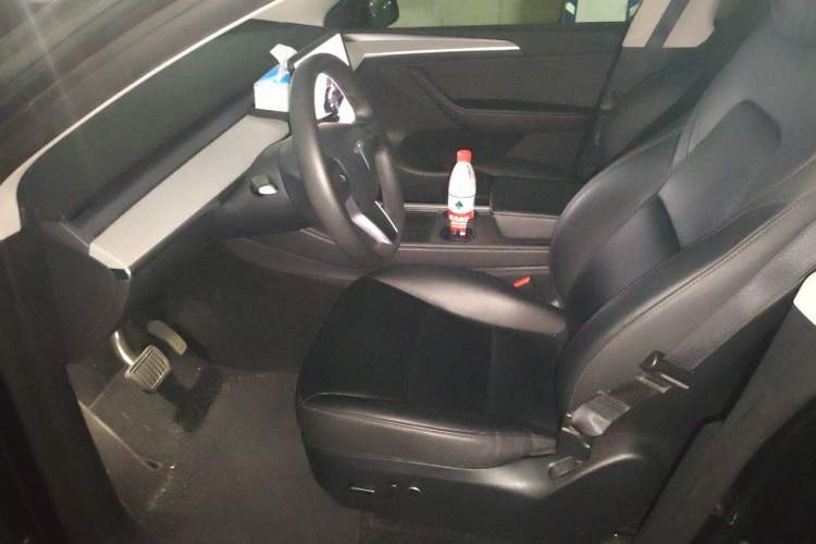 Used Tesla Model Y 2023 Rear-Wheel-Drive Version Driver Seat