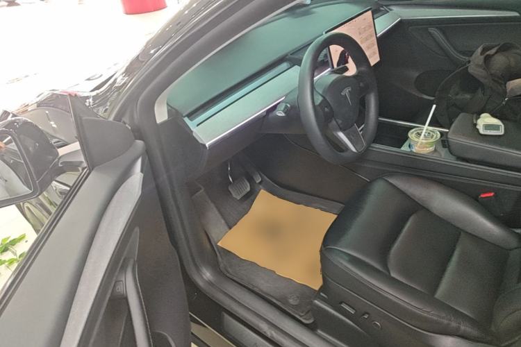 Used Tesla Model Y 2023 Rear-Wheel-Drive Version Driver Seat